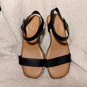 EUC - Torrid Black and Tan Women's Sandals